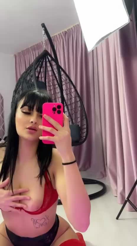 Jhoselline Gallery Image 59