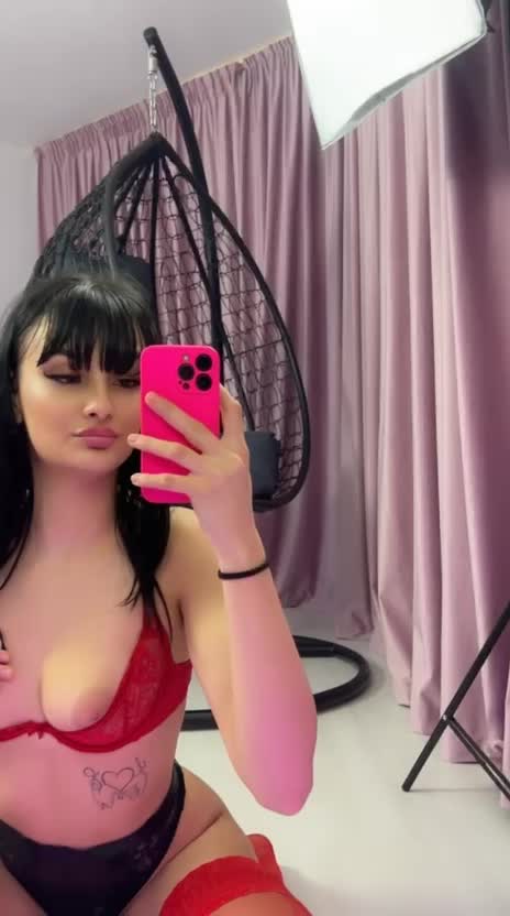 Jhoselline Gallery Image 60