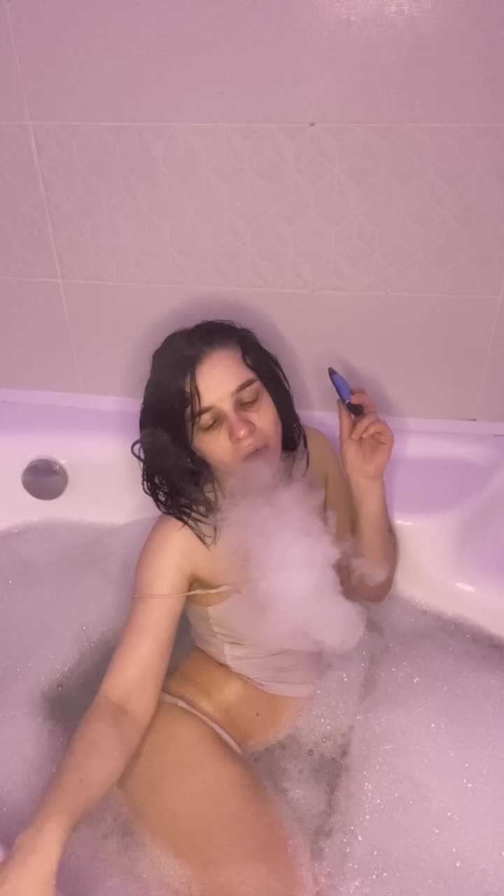 BadBunny-xo Gallery Image 10