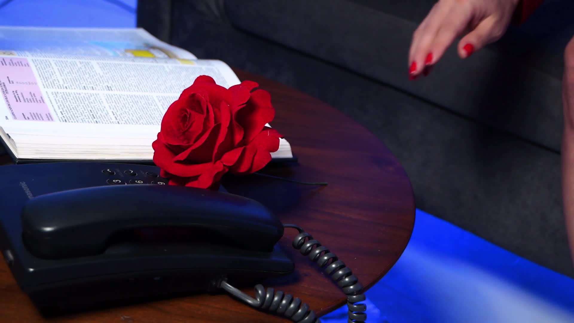 Image 1 of IsabellaDaft, female webcam model, 44 years old, on live webcam