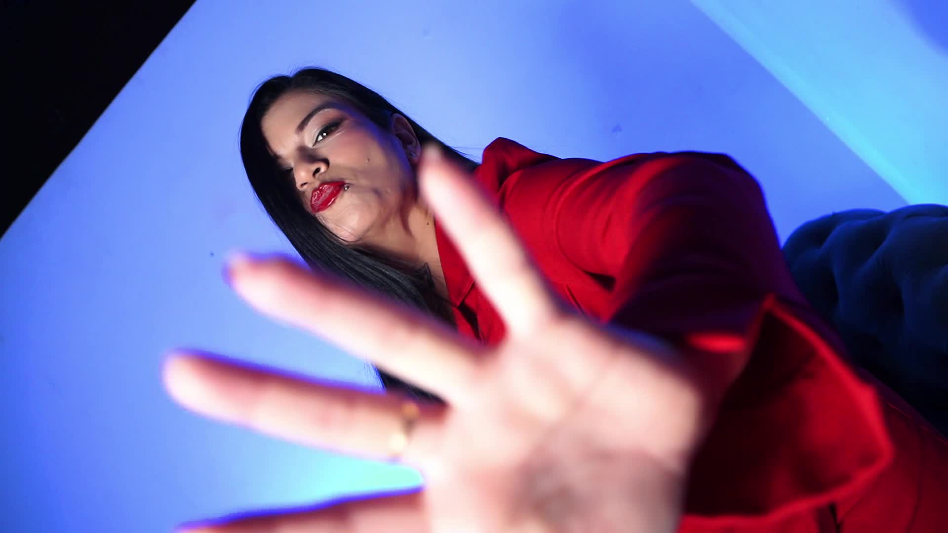 Image 5 of IsabellaDaft, female webcam model, 44 years old, on live webcam