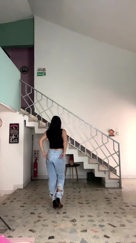 a &mdash; clip by kim-