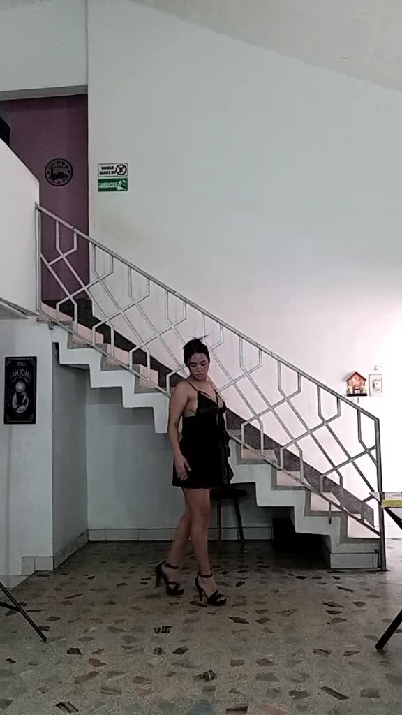 bella &mdash; clip by kim-